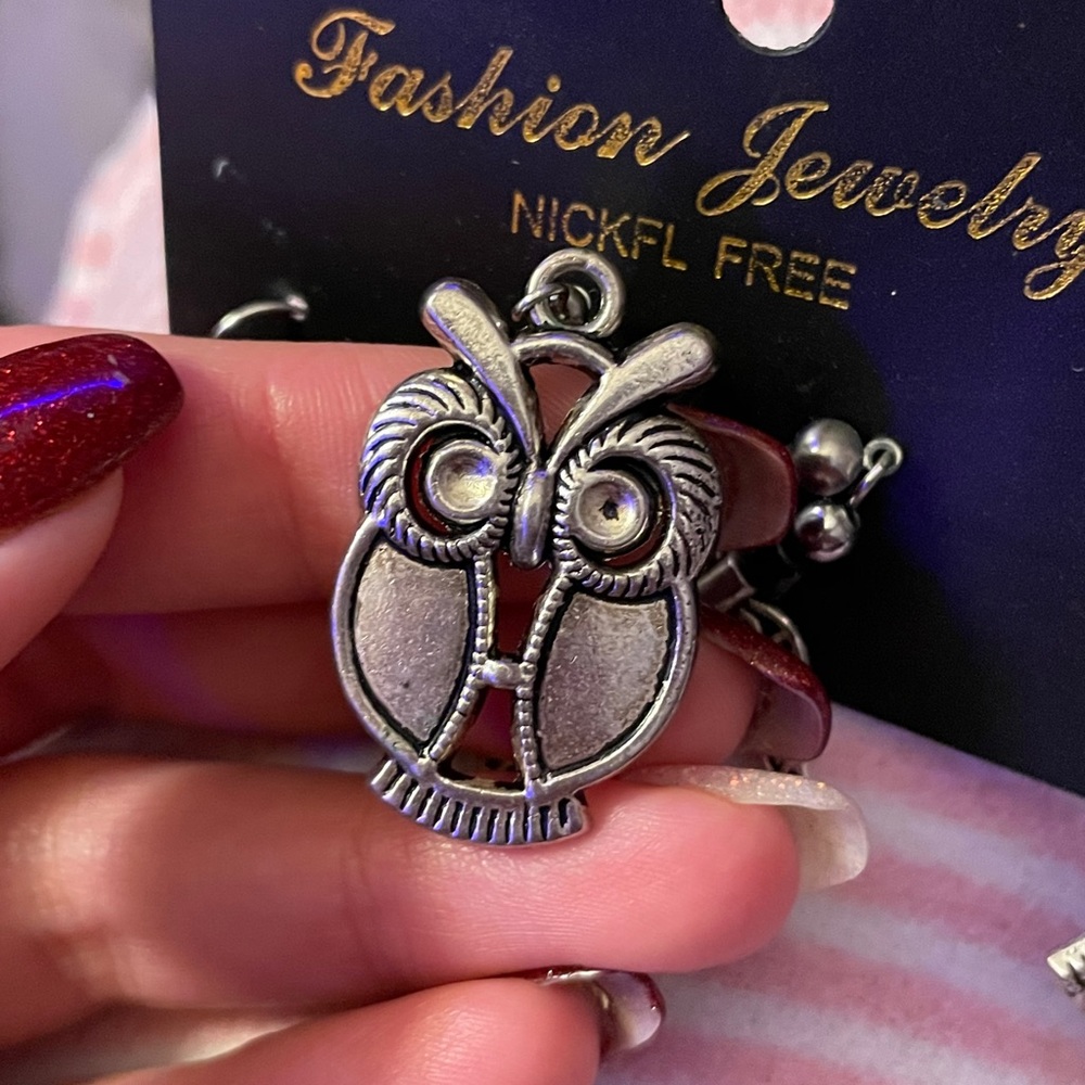 4 piece earring. - Picture 3 of 5